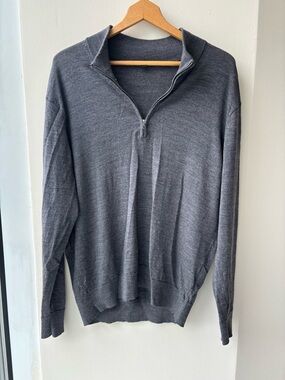 Uniqlo Men’s Merino Wool Quarter-Zip Sweater